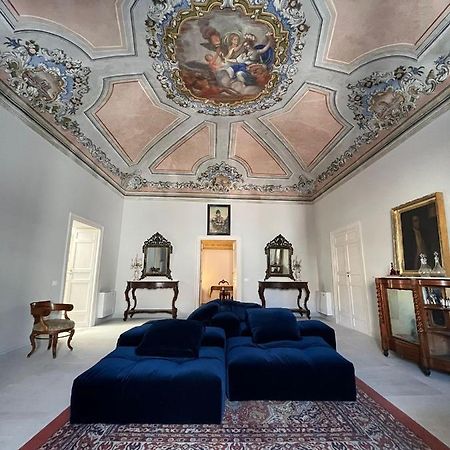 Bed and Breakfast Palazzo Triolo - Dimora Di Charme à Corleone Extérieur photo