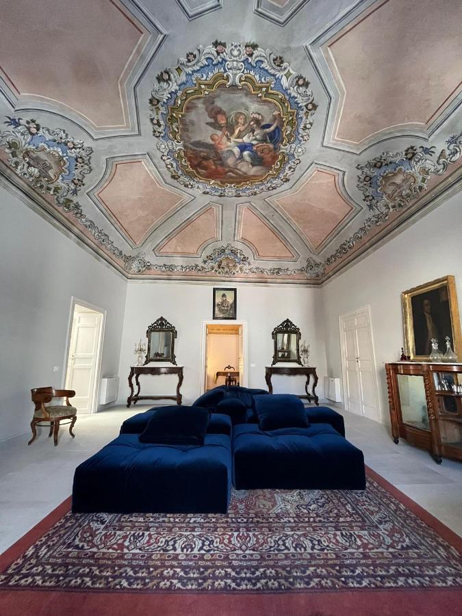 Bed and Breakfast Palazzo Triolo - Dimora Di Charme à Corleone Extérieur photo